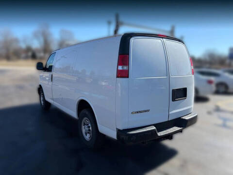 2017 Chevrolet Express 2500
