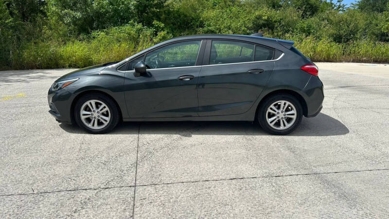 2017 Chevrolet Cruze LT Auto