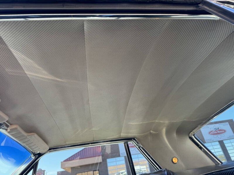 1964 Ford Thunderbird