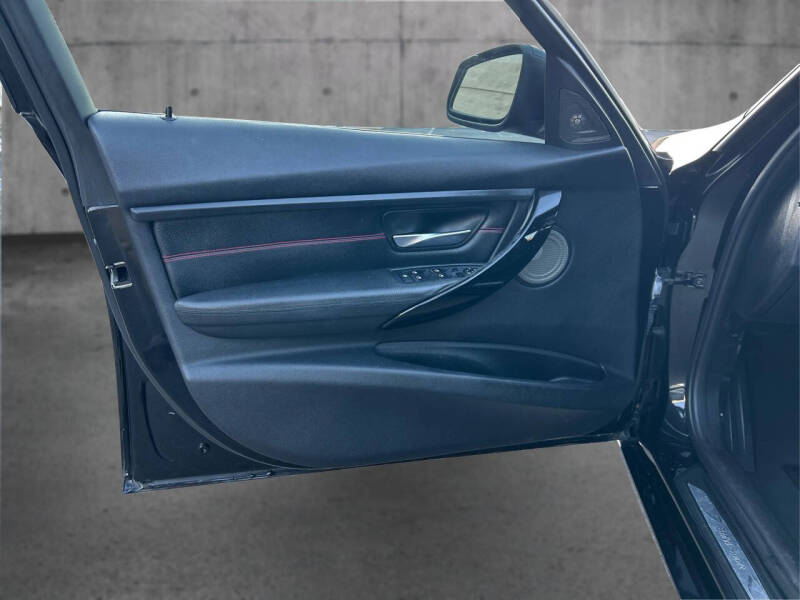 2013 BMW 3 Series 335i