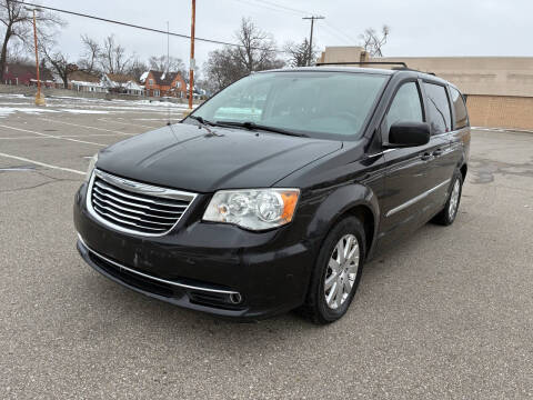 2014 Chrysler Town and Country Touring