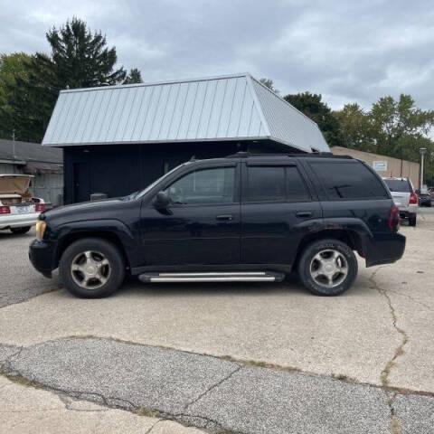 2009 Chevrolet TrailBlazer for sale at Green Light Auto in Bridgeton, NJ