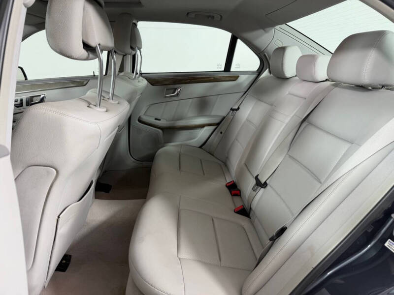 2010 Mercedes-Benz E-Class