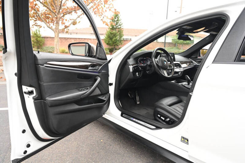 2020 BMW 5 Series M550i xDrive