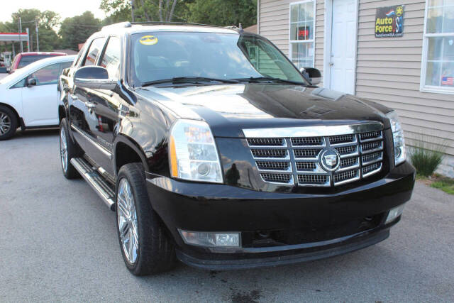 2007 Cadillac Escalade EXT for sale at Auto Force USA in Elkhart, IN