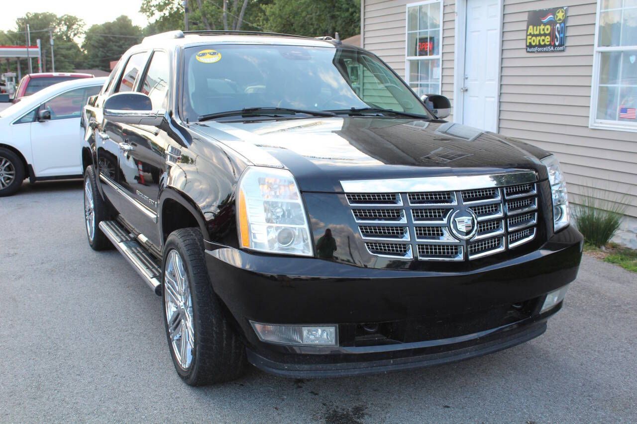 2007 Cadillac Escalade EXT for sale at Auto Force USA in Elkhart, IN