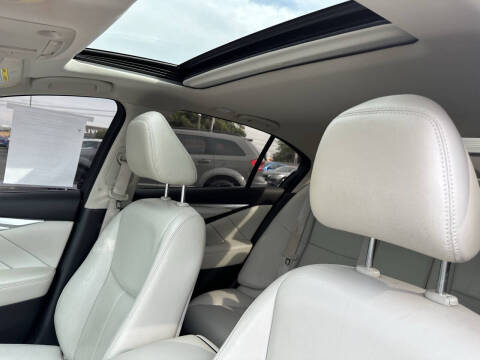 2022 Infiniti Q50 Luxe