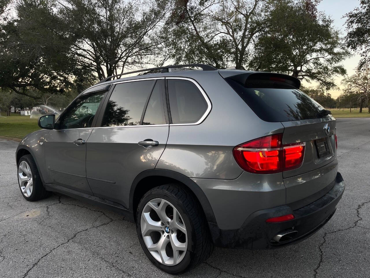 2007 BMW X5 for sale at ROADHOUSE AUTO SALES INC. in Tampa, FL