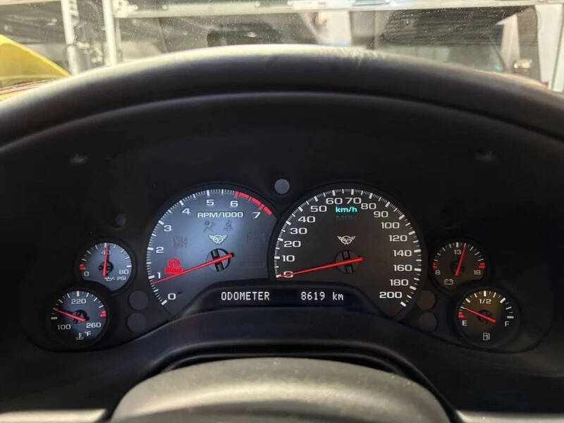 2004 Chevrolet Corvette
