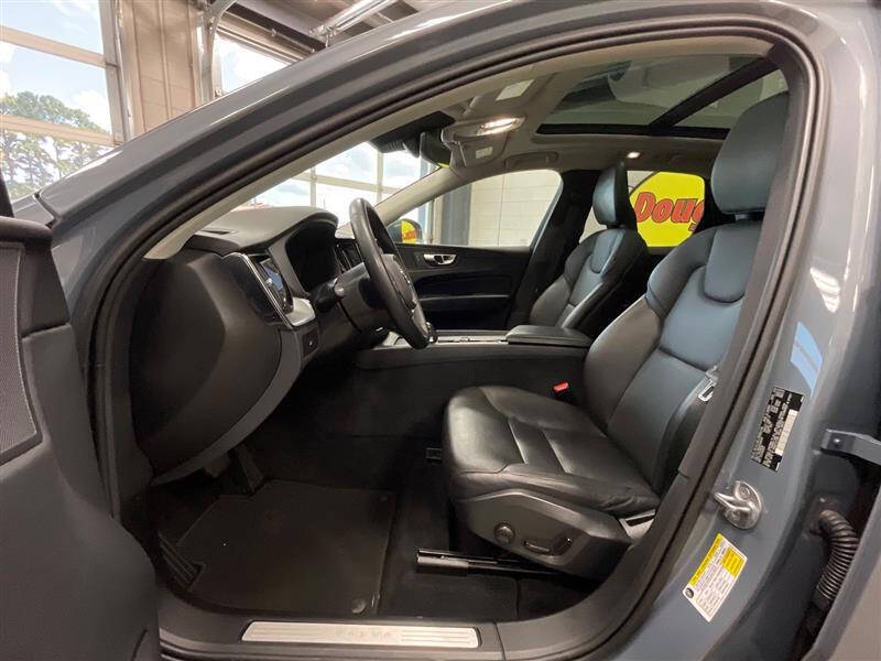 2023 Volvo XC60 B5 Core