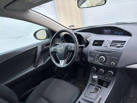 2013 Mazda MAZDA3 i Touring