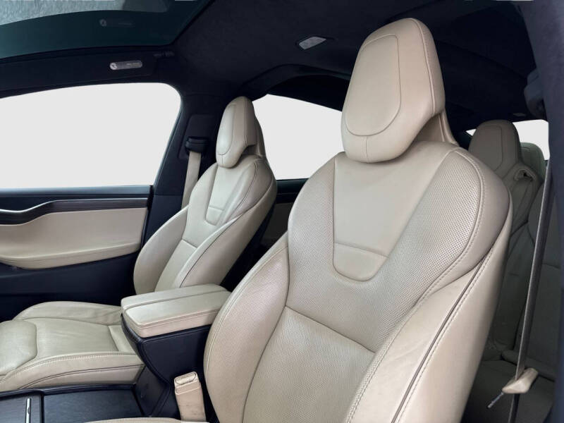 2016 Tesla Model X 75D