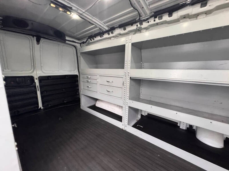 2021 Chevrolet Express 2500