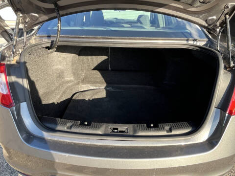 2011 Ford Taurus SE