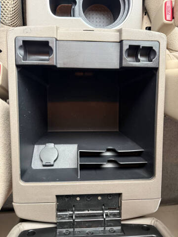 2011 Nissan Pathfinder SV