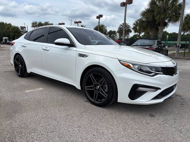 2019 Kia Optima 20