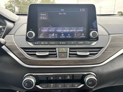 2023 Nissan Altima 2.5 SV