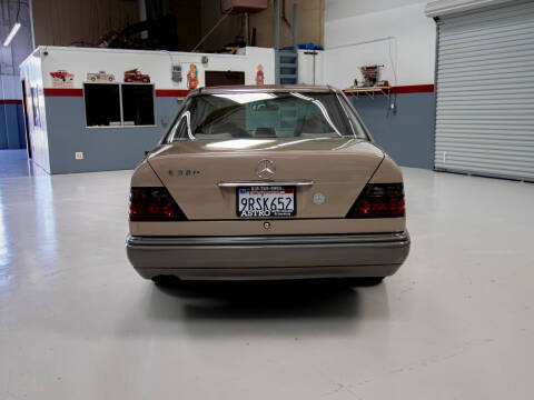 1994 Mercedes-Benz E-Class E 320