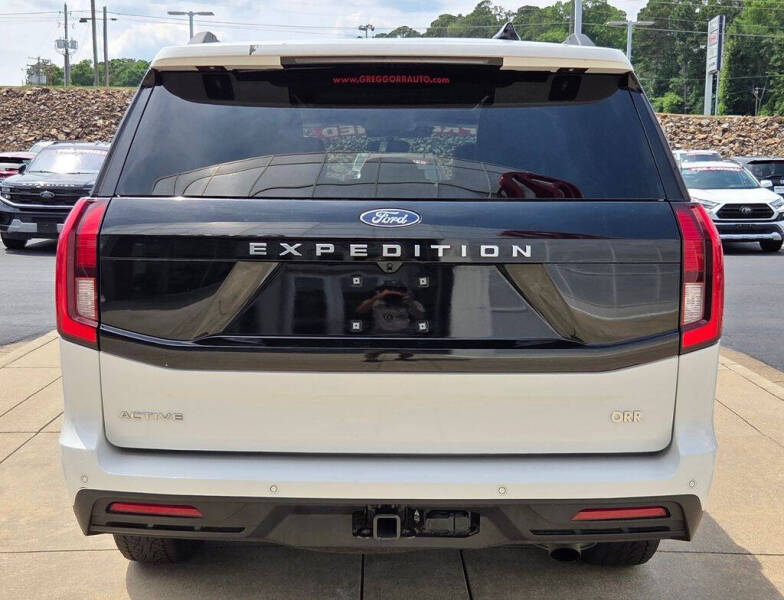 2025 Ford Expedition Active