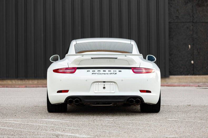 2015 Porsche 911