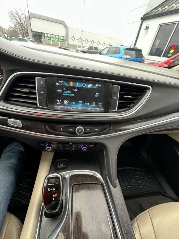 2019 Buick Enclave Essence