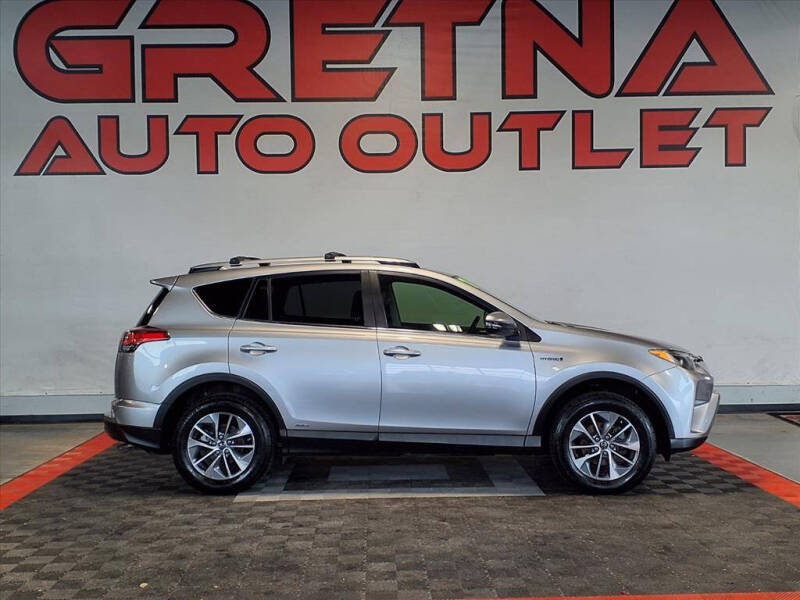 2017 Toyota RAV4 Hybrid XLE