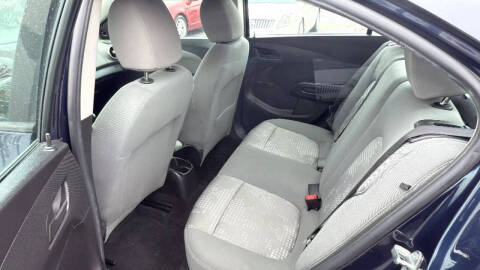 2015 Chevrolet Sonic LS Manual