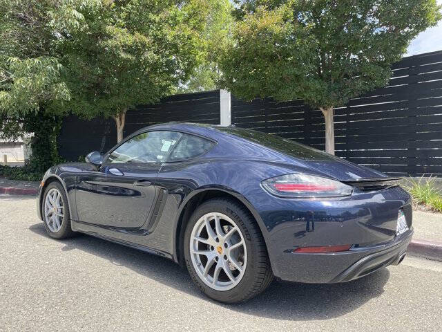 2018 Porsche 718 Cayman