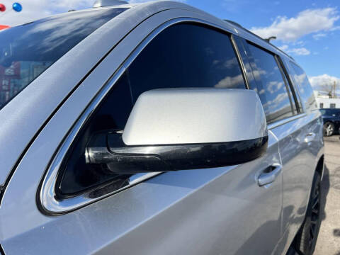 2017 GMC Yukon SLE