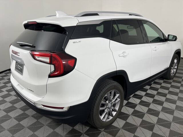 2023 GMC Terrain SLT