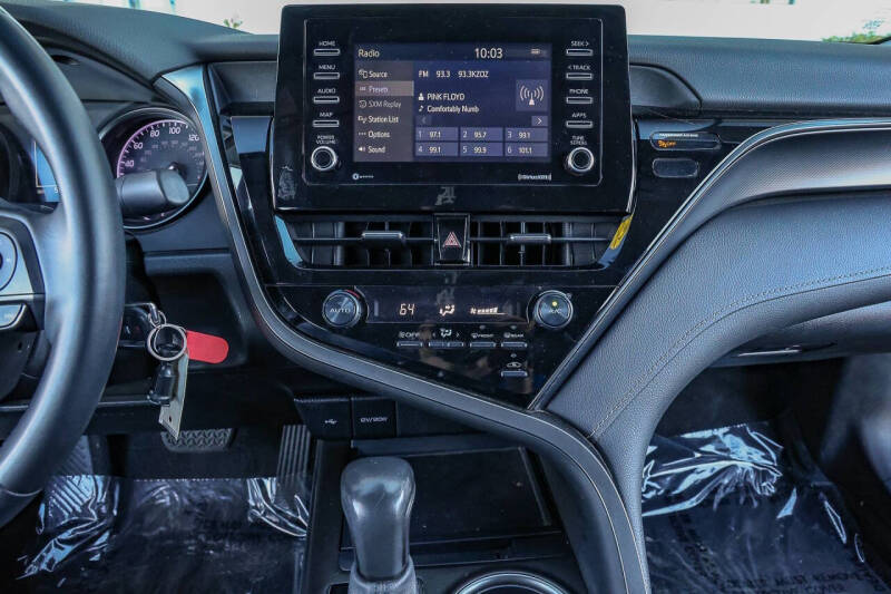 2021 Toyota Camry SE