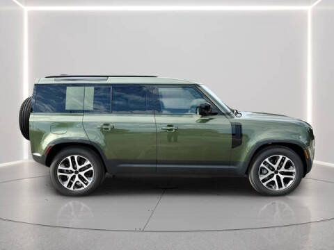 2026 Land Rover Defender 110 P300 S