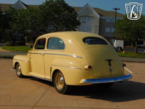 1942 Ford Super Deluxe