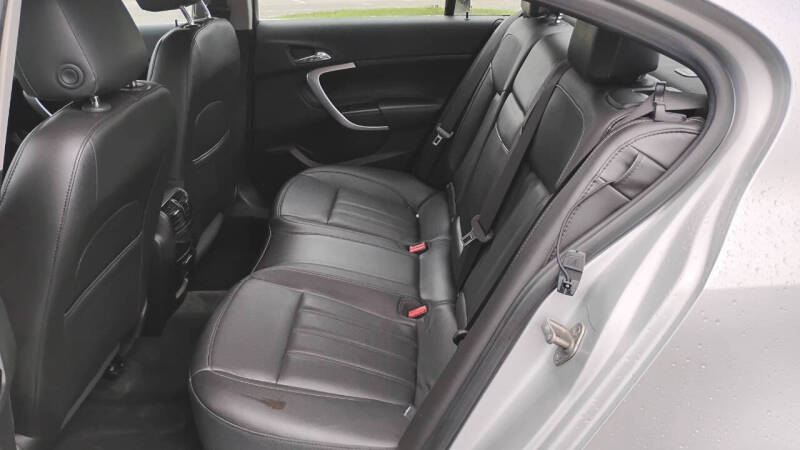 2013 Buick Regal Premium 2