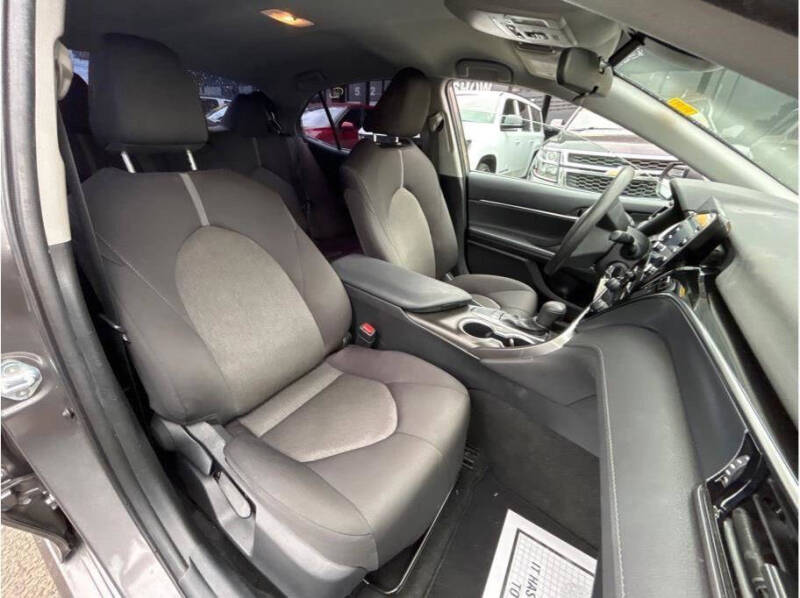 2023 Toyota Camry LE