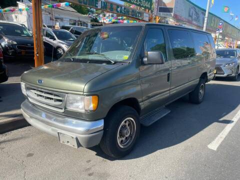 2002 Ford E-Series for sale at Sylhet Motors in Jamaica NY