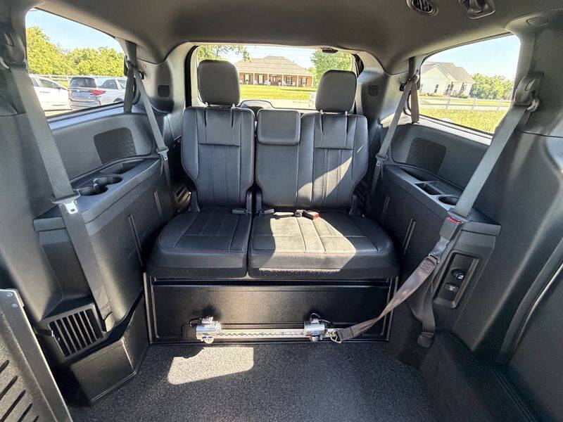 2016 Dodge Grand Caravan R/T