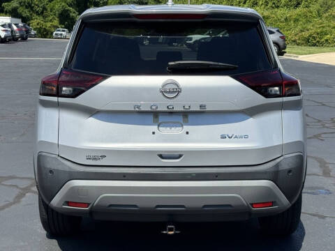 2022 Nissan Rogue SV