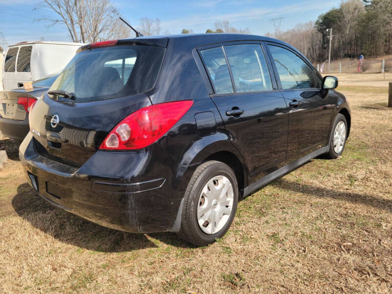 2011 Nissan Versa 1.8 S