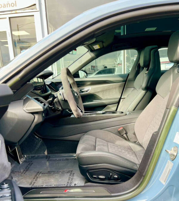 2022 Audi RS e-tron GT quattro