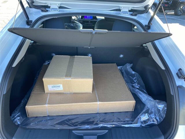 2026 Toyota Prius Plug-in Hybrid SE