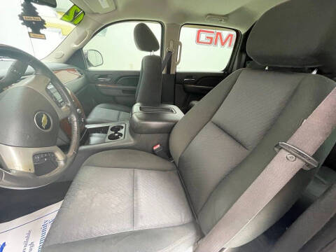 2012 Chevrolet Avalanche LS