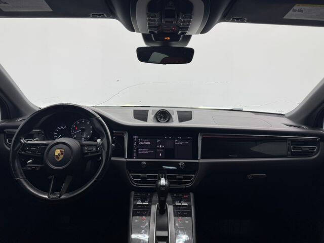 2022 Porsche Macan S