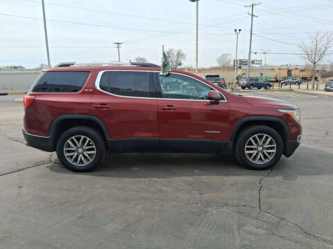 2017 GMC Acadia SLE-2