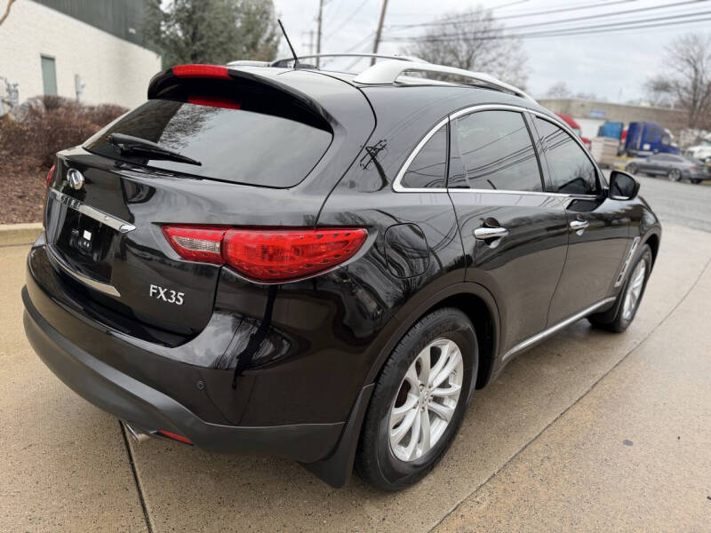 2012 Infiniti FX35
