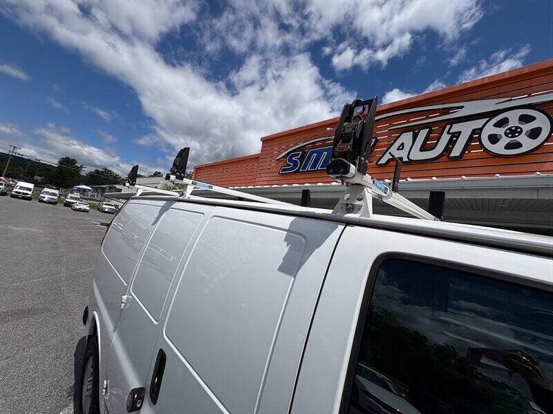 2022 Chevrolet Express 2500