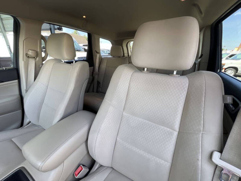 2019 Jeep Grand Cherokee Laredo E