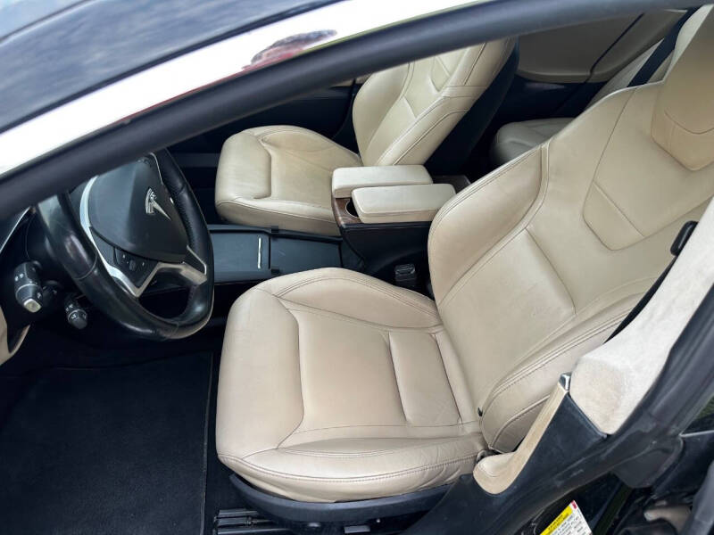 2016 Tesla Model S 75D