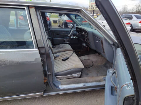 1986 Oldsmobile Custom Cruiser