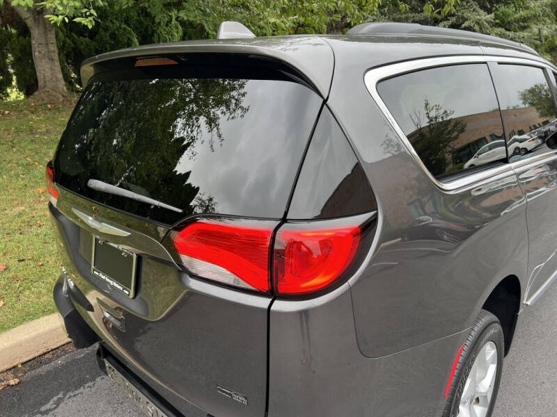 2017 Chrysler Pacifica